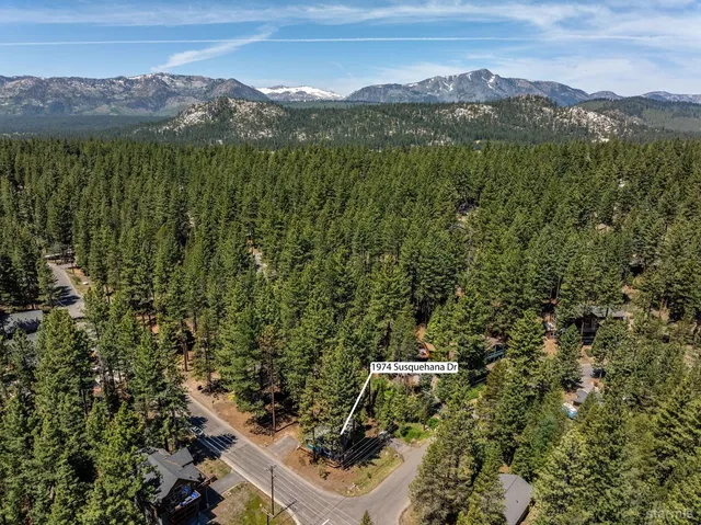 a view of a lush green field