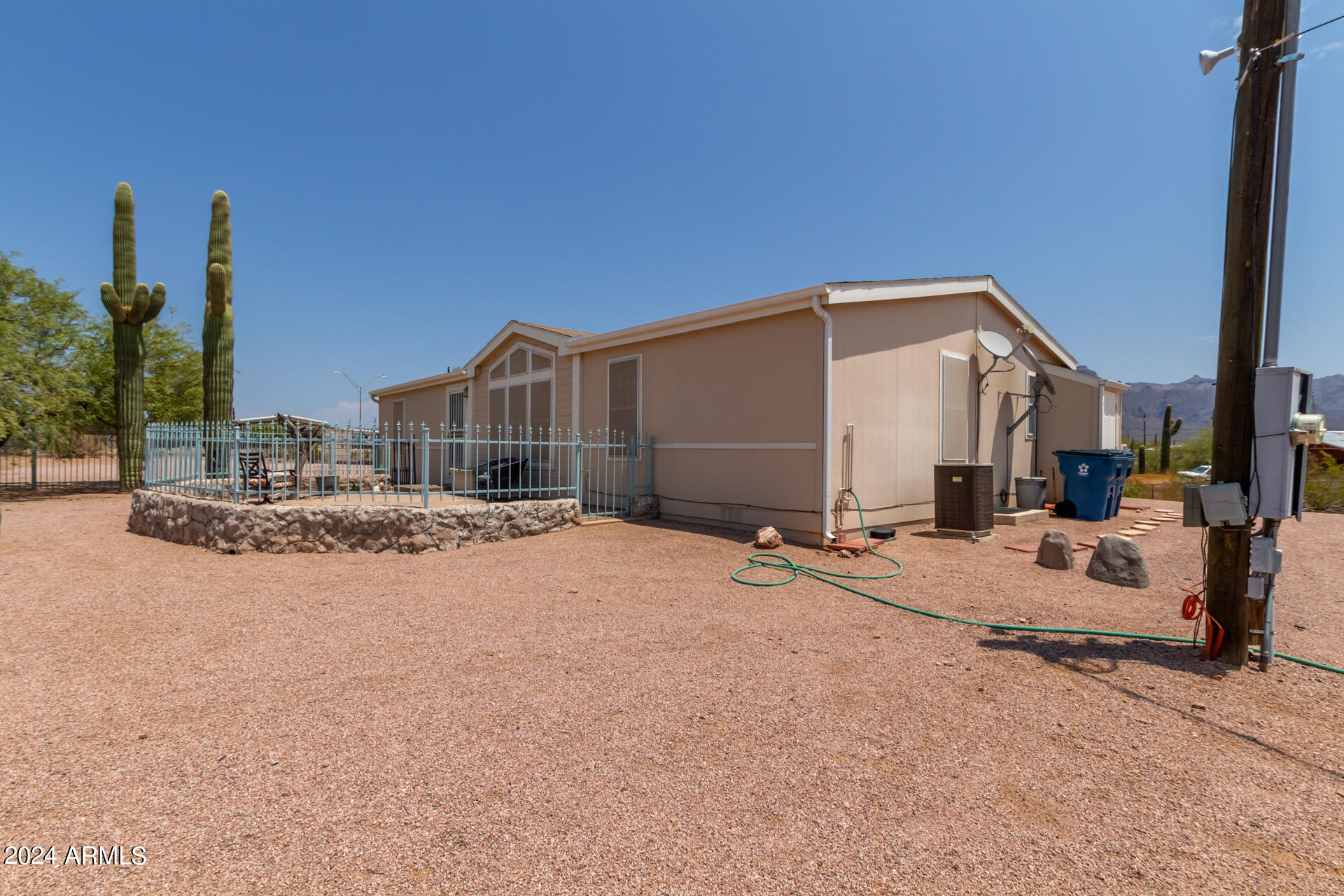 2575 East 6th Avenue Apache Junction, AZ 85119 - Photo 31 of 52 39 - 6th