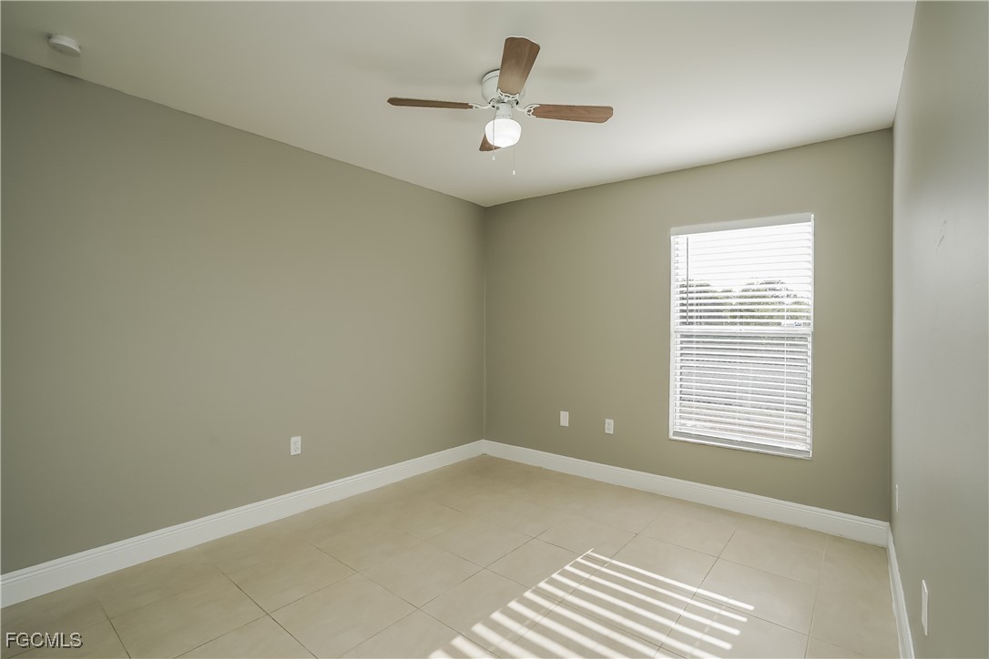 2701 36th Street Southwest Lehigh Acres, FL 33976 - Photo 12 of 16