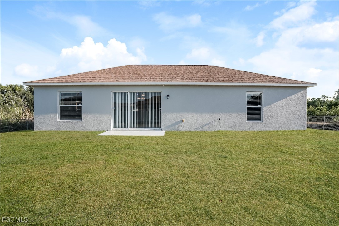 2701 36th Street Southwest Lehigh Acres, FL 33976 - Photo 15 of 16