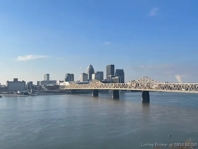 $234,800 | 1 Riverpointe Plaza, Unit 520, Jeffersonville, IN 47130