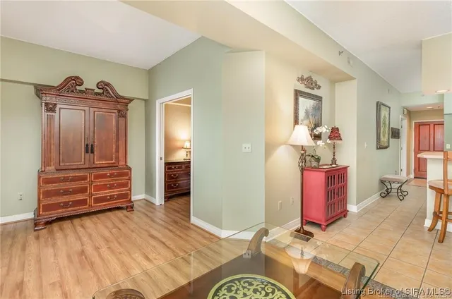 $234,800 | 1 Riverpointe Plaza, Unit 520, Jeffersonville, IN 47130