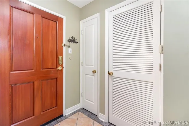 $234,800 | 1 Riverpointe Plaza, Unit 520, Jeffersonville, IN 47130