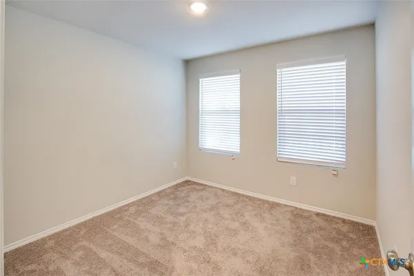 $1,750 | 1915 Chiffchaff, New Braunfels, TX 78130