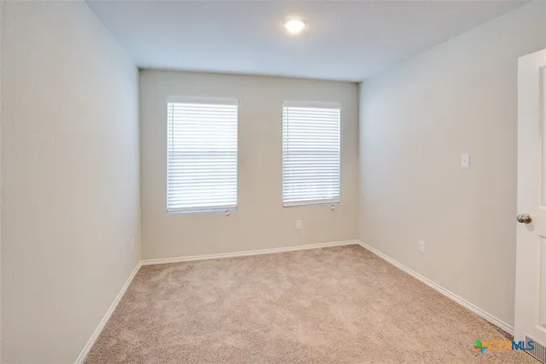 $1,750 | 1915 Chiffchaff, New Braunfels, TX 78130