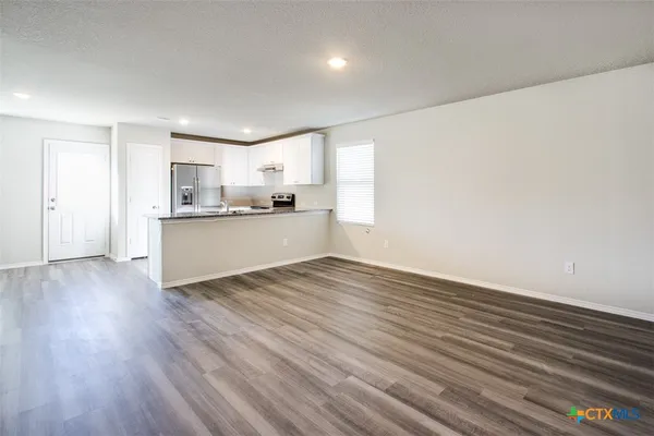 $1,750 | 1915 Chiffchaff, New Braunfels, TX 78130