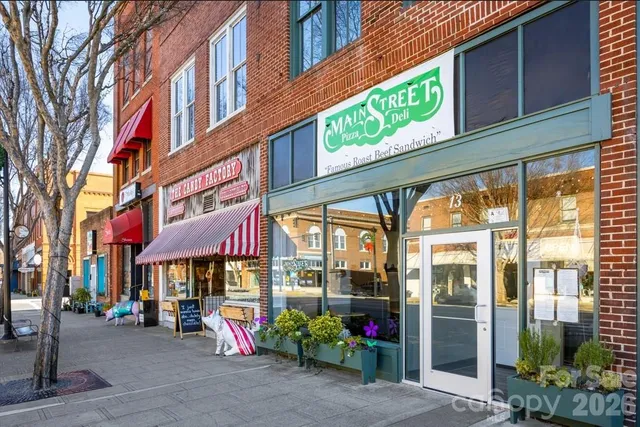 $269,990 | 227 Linwood Ests Drive, Lexington, NC 27292