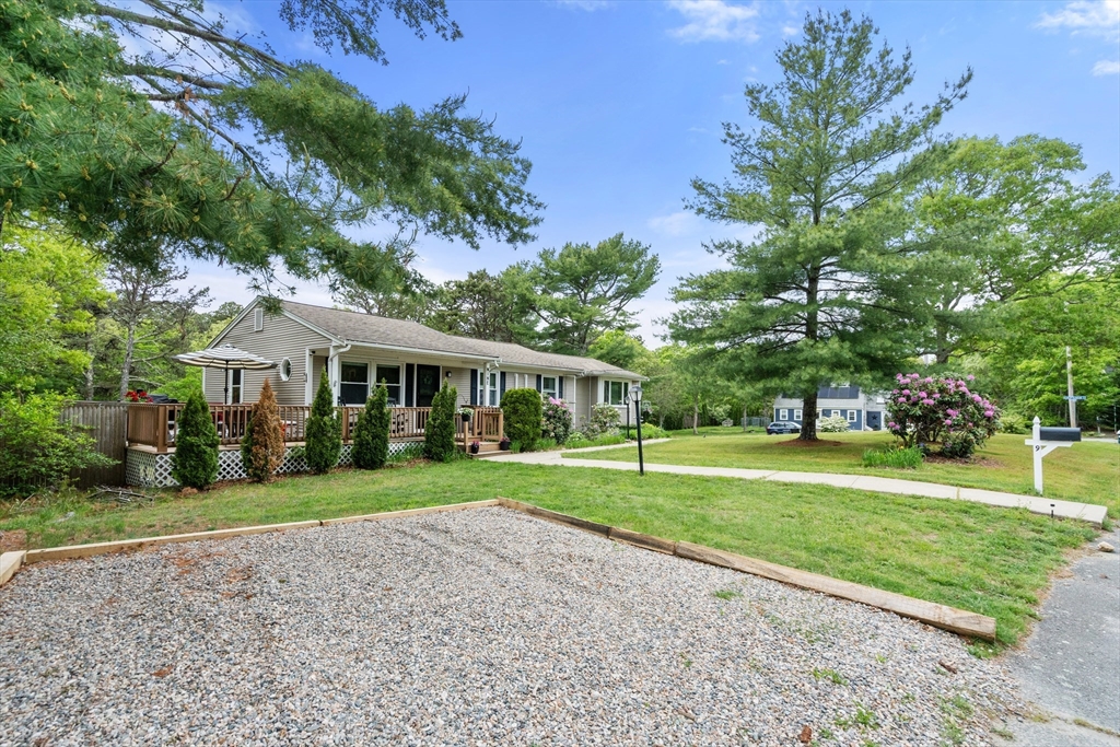 9 Debbies Lane Barnstable, MA 02648 - Photo 26 of 32