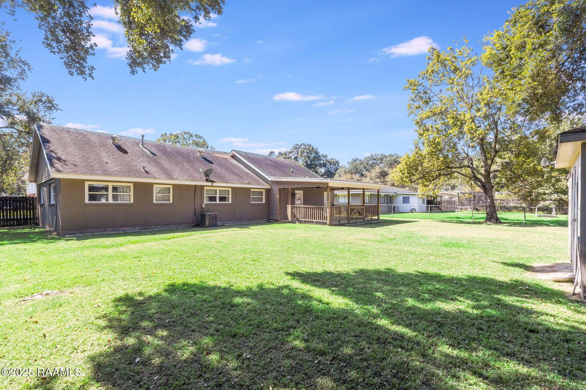 123 Parduton Street Lafayette, LA 70503 - Photo 15 of 18 15-web-or-mls-123 Parduton St-14