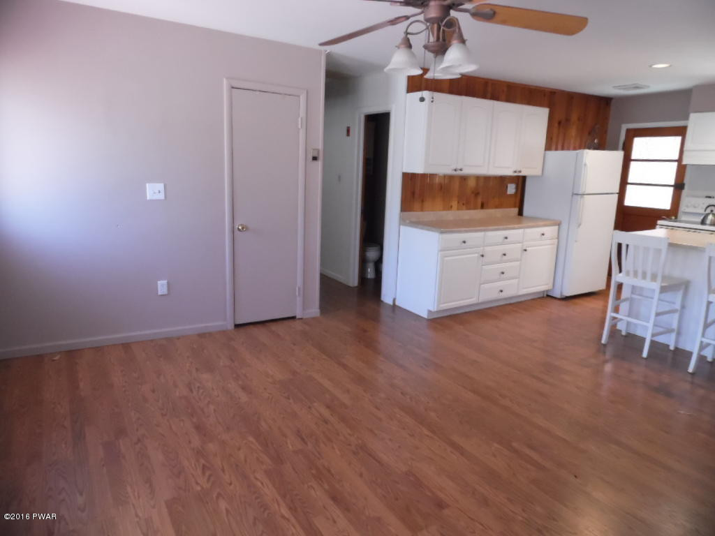 152 Gold Key Road Milford, PA 18337 - Photo 6 of 37 Dining room 2