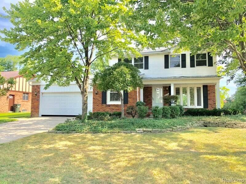 624 Baker Street Rochester, MI 48307 - Photo 2 of 20 IMG_5329.JPG