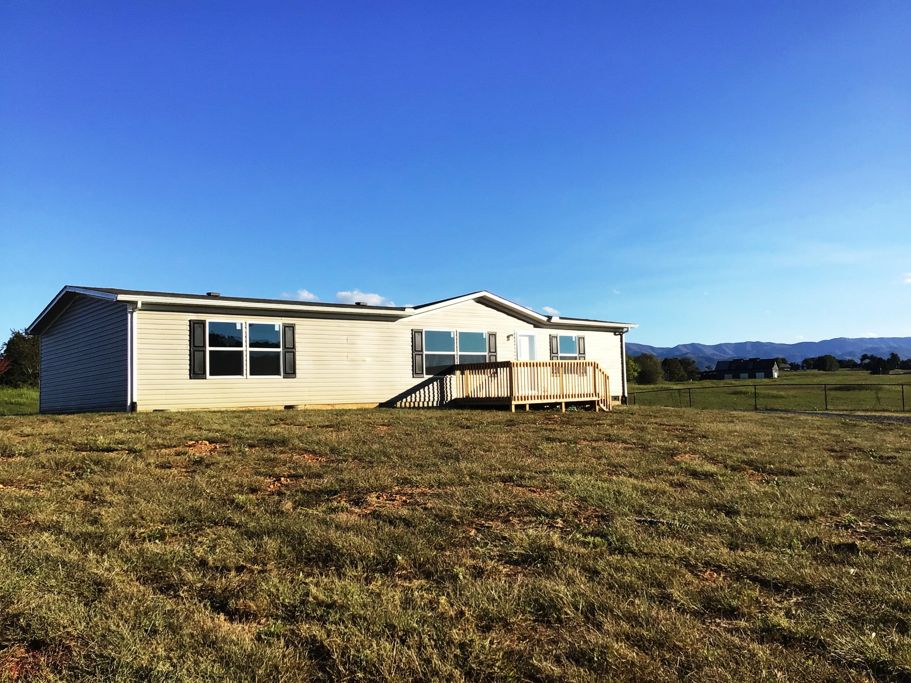 1830 Earnest Road Chuckey, TN 37641 - Photo 4 of 44 Earnest Rd front 3