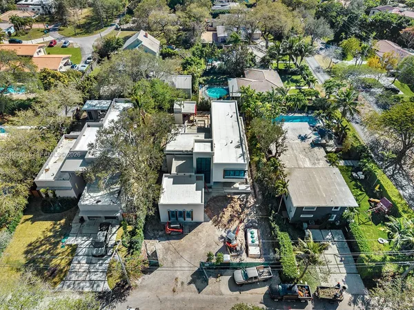 $5,850,000 | 820 Northeast 111th Street, Biscayne Park, FL 33161