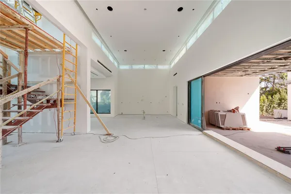 $5,850,000 | 820 Northeast 111th Street, Biscayne Park, FL 33161