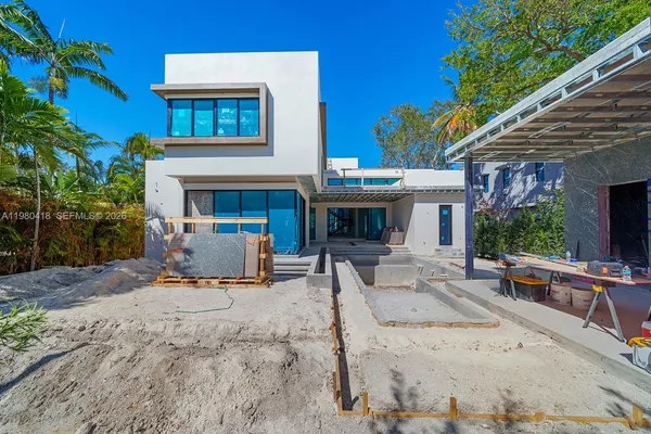 $5,850,000 | 820 Northeast 111th Street, Biscayne Park, FL 33161