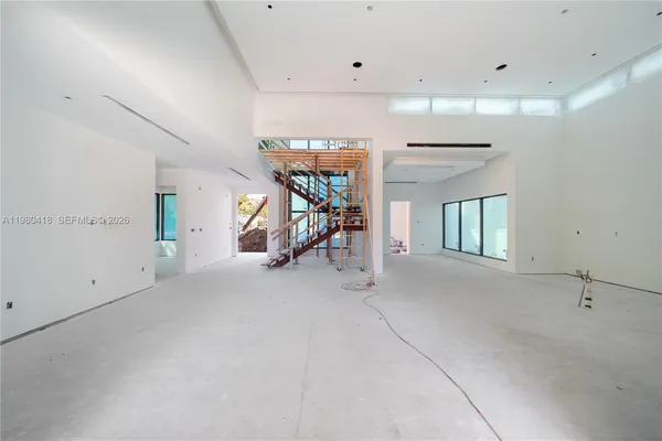 $5,850,000 | 820 Northeast 111th Street, Biscayne Park, FL 33161