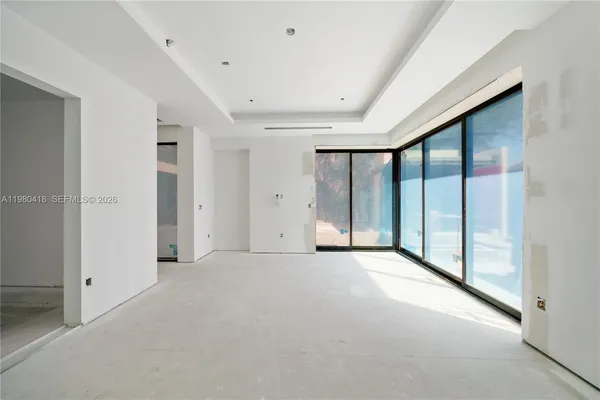 $5,850,000 | 820 Northeast 111th Street, Biscayne Park, FL 33161