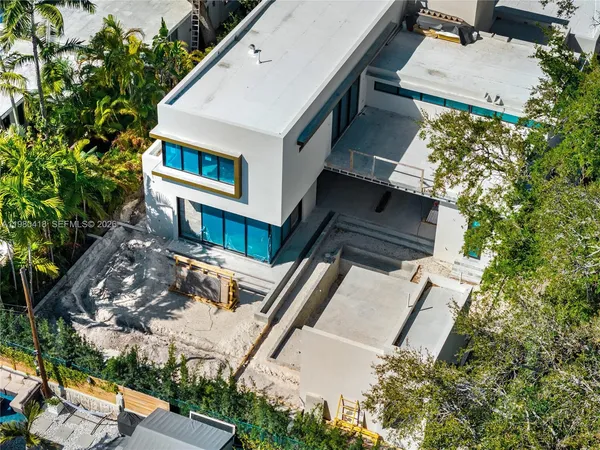 $5,850,000 | 820 Northeast 111th Street, Biscayne Park, FL 33161