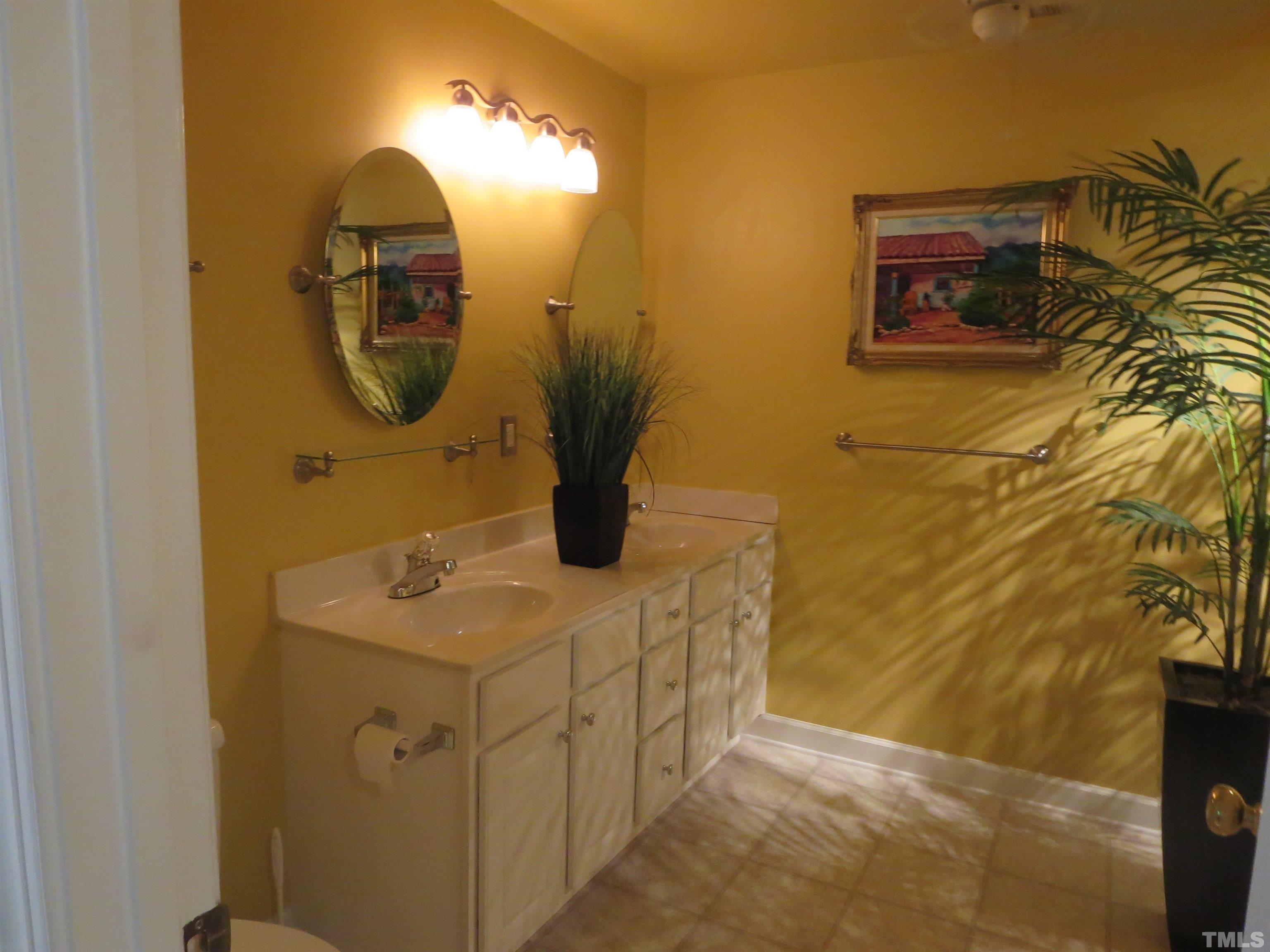 7018 Sandy Forks Road, Unit 301 Raleigh, NC 27615 - Photo 14 of 24