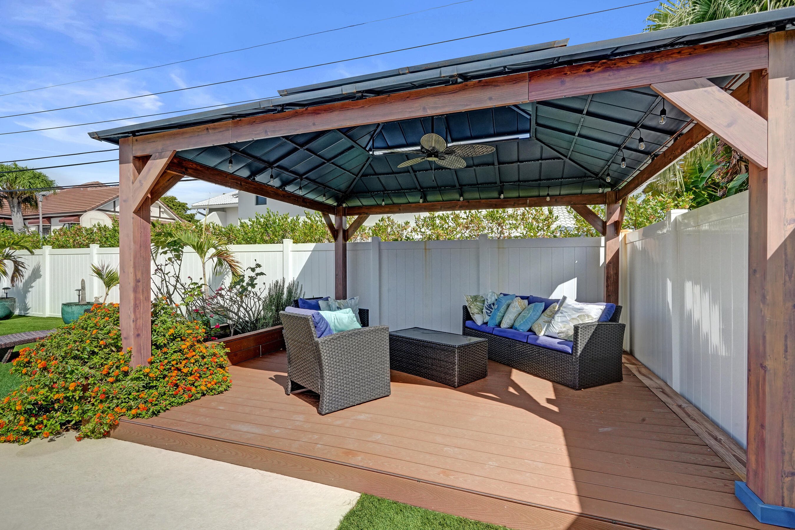 3001 Northeast 45th Street Lighthouse Point, FL 33064 - Photo 55 of 67 DSC04215