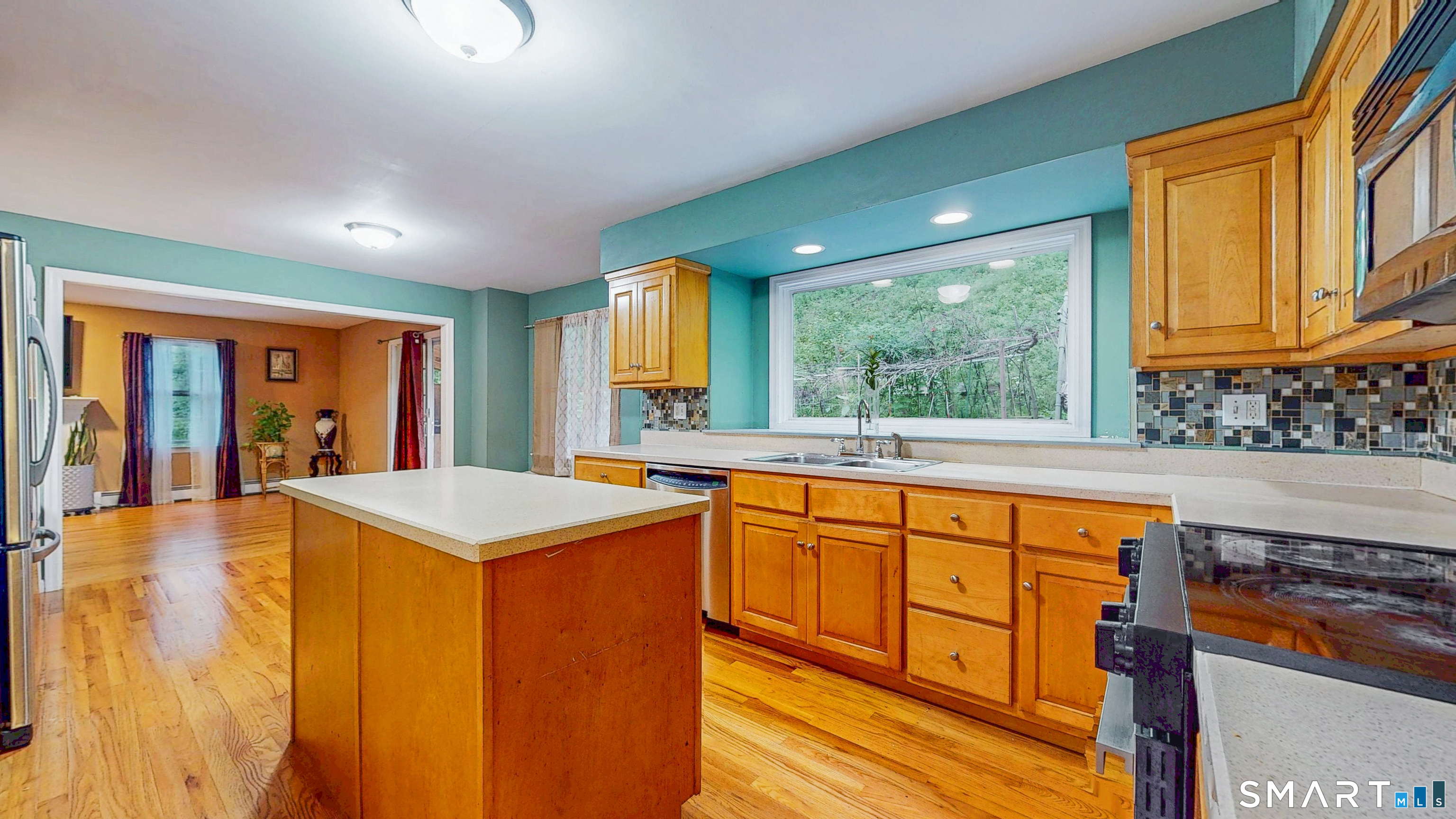 132 Aspetuck Ridge Road New Milford, CT 06776 - Photo 7 of 37 Gallery Image 7
