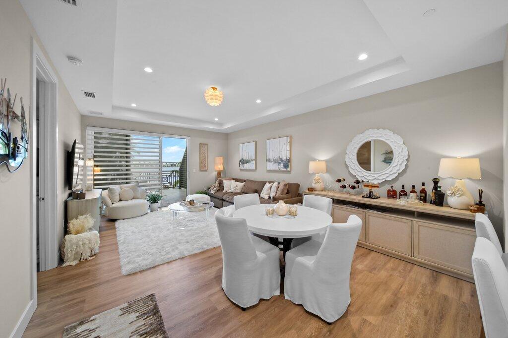 41 Southwest Seminole Street, Unit 205 Stuart, FL 34994 - Photo 11 of 35 livingdining1.jpg-SMALL