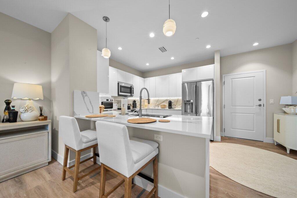 41 Southwest Seminole Street, Unit 205 Stuart, FL 34994 - Photo 6 of 35 kitchen1.jpg-SMALL