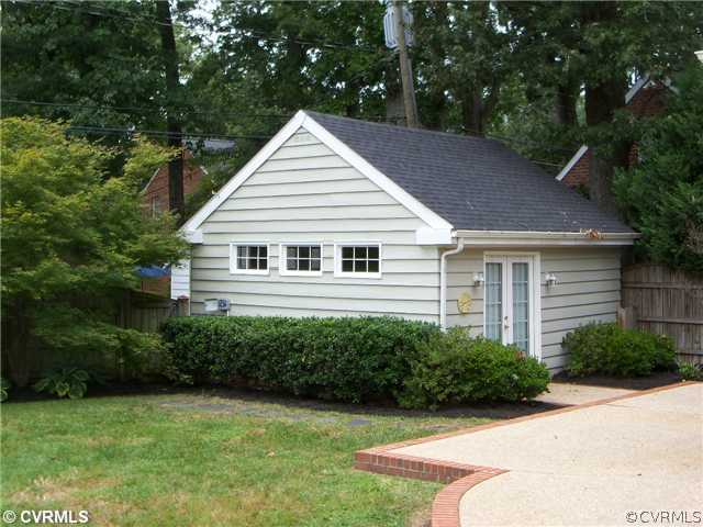 5210 New Kent Road Richmond, VA 23225 - Photo 3 of 12 Studio/Study/Office - DETACHED STUDIO, FULL BATH,