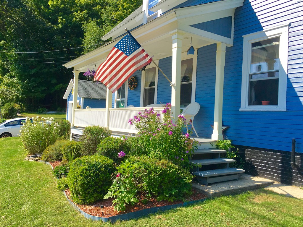 49 Greenfield Road Montague, MA 01351 - Photo 3 of 30 Gallery Image 3