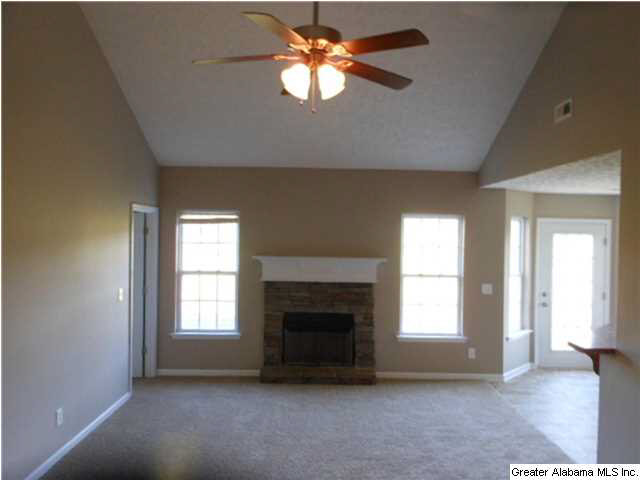 4472 Hollingsworth Road Jacksonville, AL 36265 - Photo 2 of 9