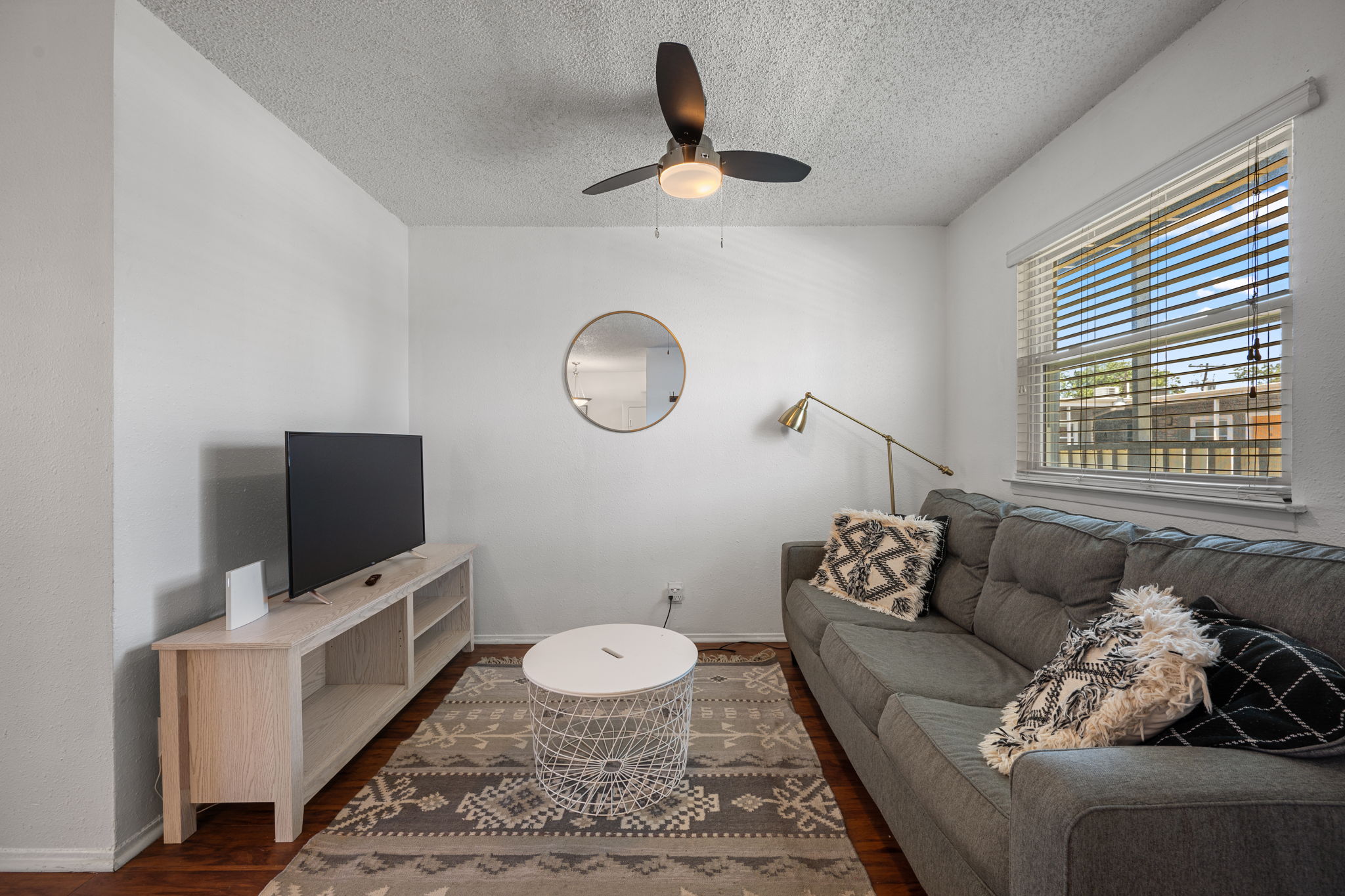 2401 Manor Road, Unit 217 Austin, TX 78722 - Photo 3 of 16