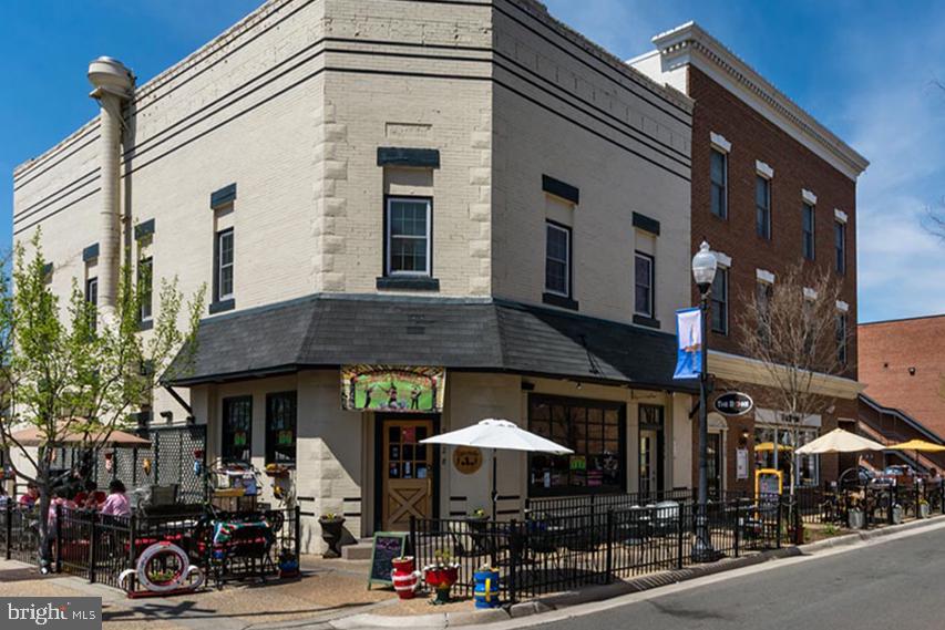 8828 Campden Grove Road Manassas, VA 20110 - Photo 25 of 36