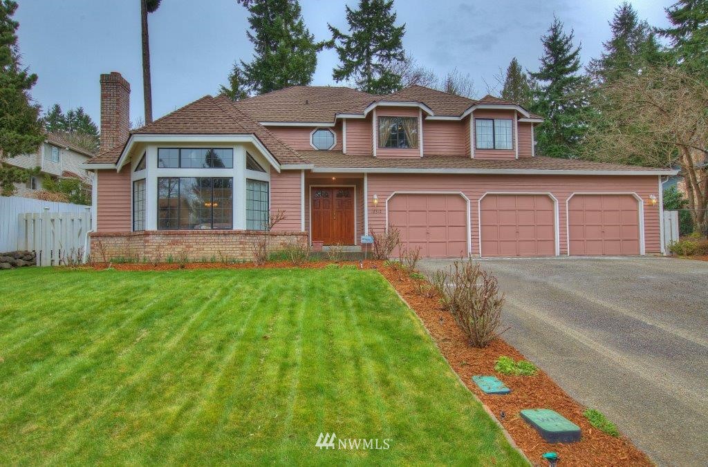 18312 112th Avenue Southeast Renton, WA 98055 - Photo 2 of 12