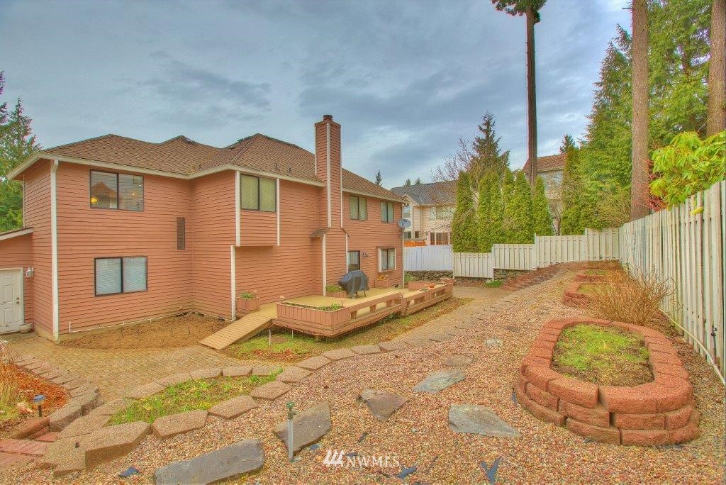 18312 112th Avenue Southeast Renton, WA 98055 - Photo 11 of 12