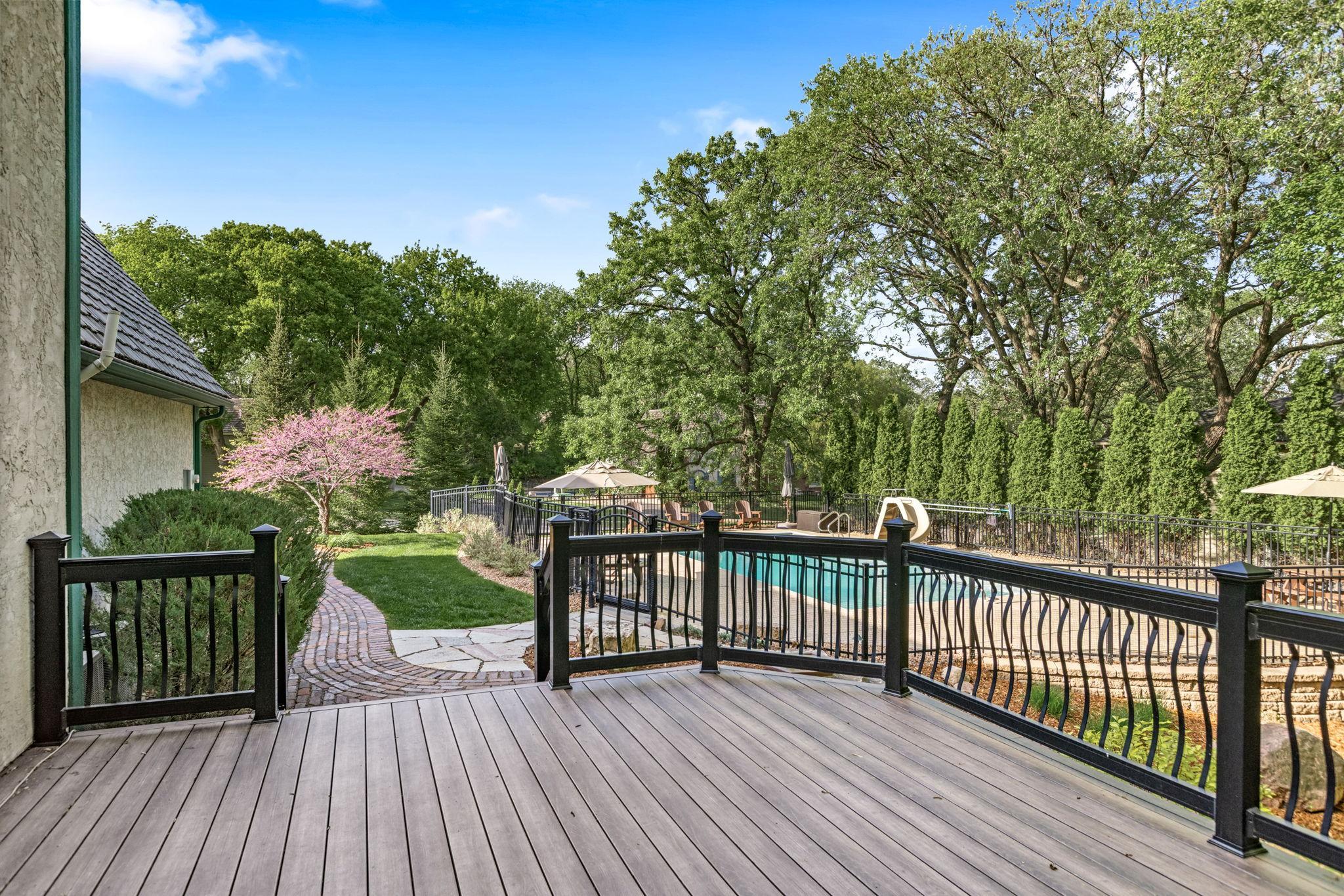 13620 Gurney Path Apple Valley, MN 55124 - Photo 35 of 53