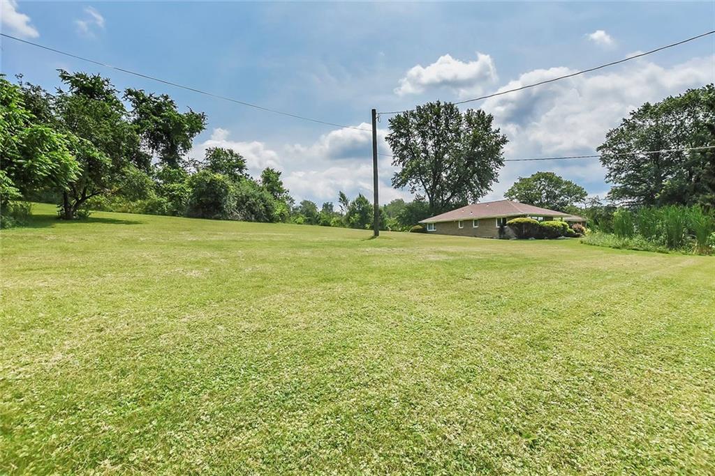 331 Thomas Road Venetia, PA 15367 - Photo 11 of 24