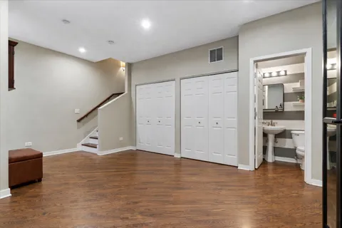 $630,000 | 1012 South Loomis Street, Unit D, Chicago, IL 60607