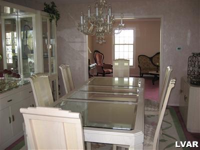 662 Spring Hill Road Northampton, PA 18067 - Photo 8 of 17 Dining Room