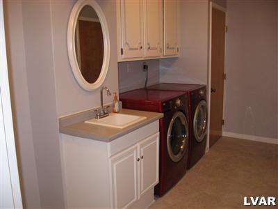 662 Spring Hill Road Northampton, PA 18067 - Photo 9 of 17 Laundry Room