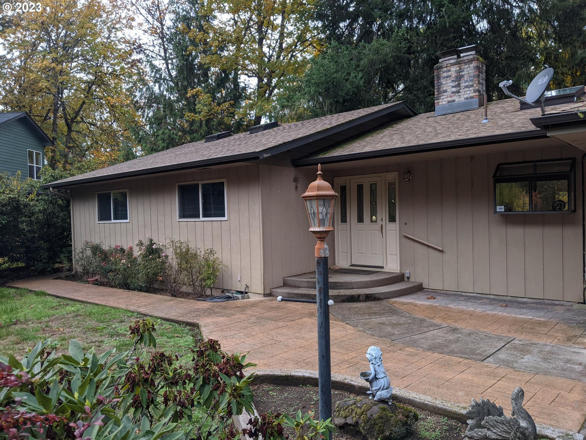 41511 Deerhorn Road Springfield, OR 97478 - Photo 1 of 14 Gallery Image 1