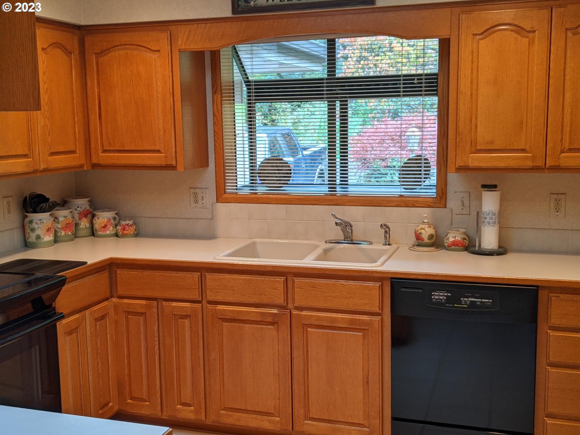41511 Deerhorn Road Springfield, OR 97478 - Photo 6 of 14 Gallery Image 6