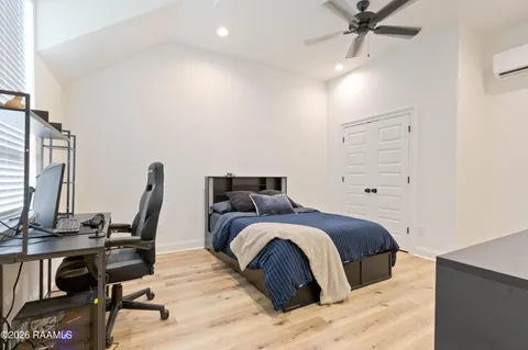 $425,000 | 105 Sleeply Vw Drive, Broussard, LA 70518