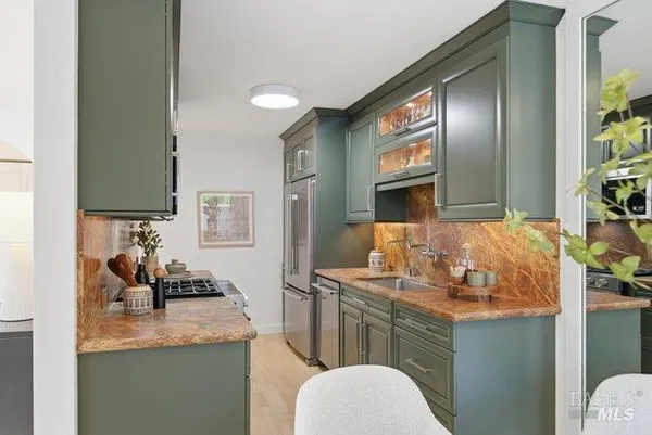 $959,000 | 10 Catalpa Avenue, Unit 7, Mill Valley, CA 94941