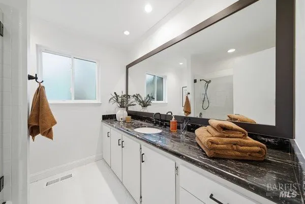 $959,000 | 10 Catalpa Avenue, Unit 7, Mill Valley, CA 94941