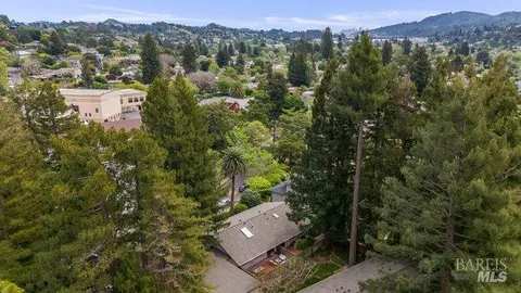 $959,000 | 10 Catalpa Avenue, Unit 7, Mill Valley, CA 94941