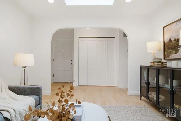 $959,000 | 10 Catalpa Avenue, Unit 7, Mill Valley, CA 94941
