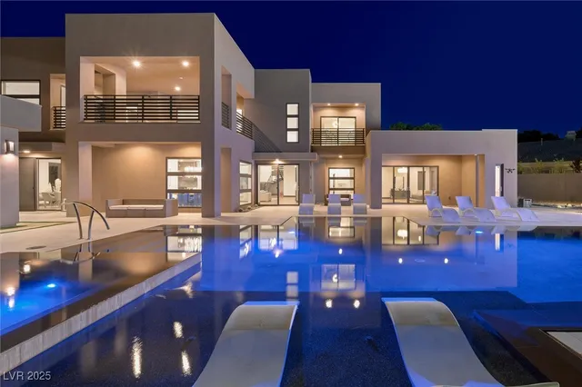 $4,300,000 | 3740 Caesars Circle, Las Vegas, NV 89120