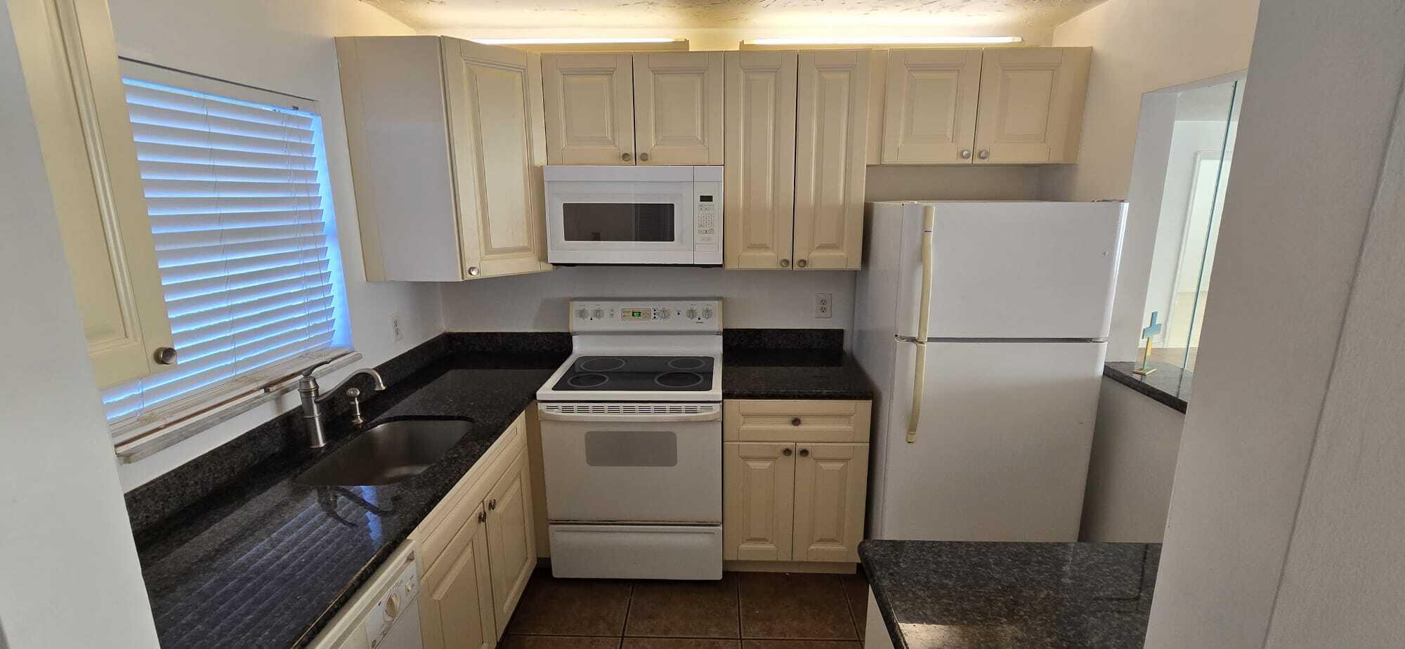 9949 Sandalfoot Boulevard, Unit 531 Boca Raton, FL 33428 - Photo 2 of 11 WhatsApp Image 2026-02-04 at 12.09.11 PM