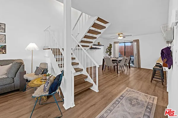 $559,000 | 620 West Hyde Park Boulevard, Unit 117, Inglewood, CA 90302