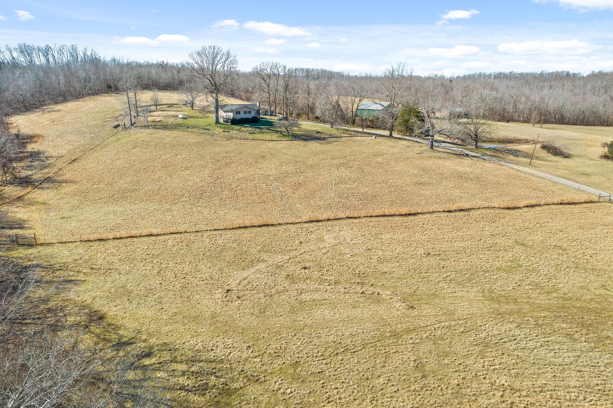 165 Crisp Road Stewart, TN 37175 - Photo 6 of 30 Gallery Image 6